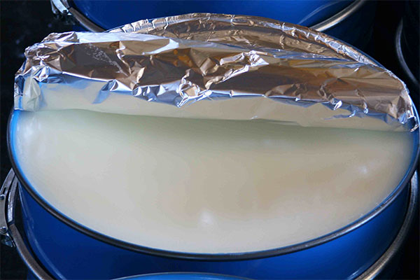 Supplier of White Petroleum jelly-India-manufacturer